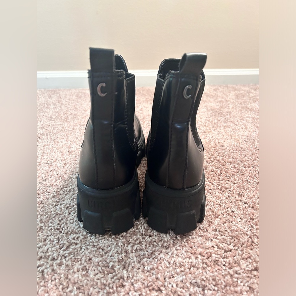 9.5 CIRCUS CHELSEA BOOT